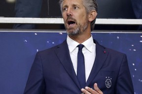 中欧体育官方网站-风云突变！阿贾克斯今晨迎来里程碑，中超版图或重绘，信心回归，年轻球员获得机会的简单介绍