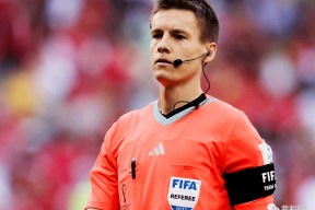 中欧体育官方网站- 德章泰穆雷交易至老鹰 